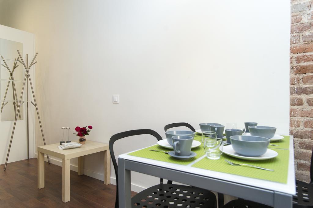 Apartments Barcelona Sagrada Rom bilde