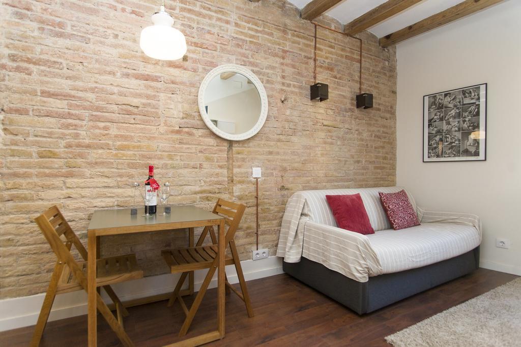Apartments Barcelona Sagrada Rom bilde
