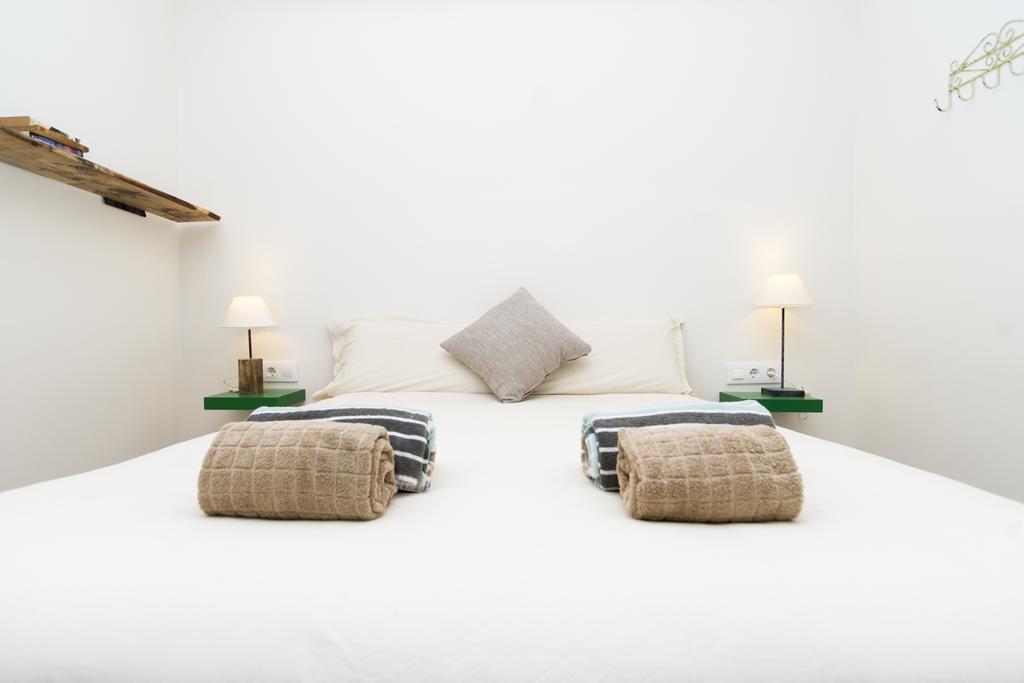 Apartments Barcelona Sagrada Rom bilde