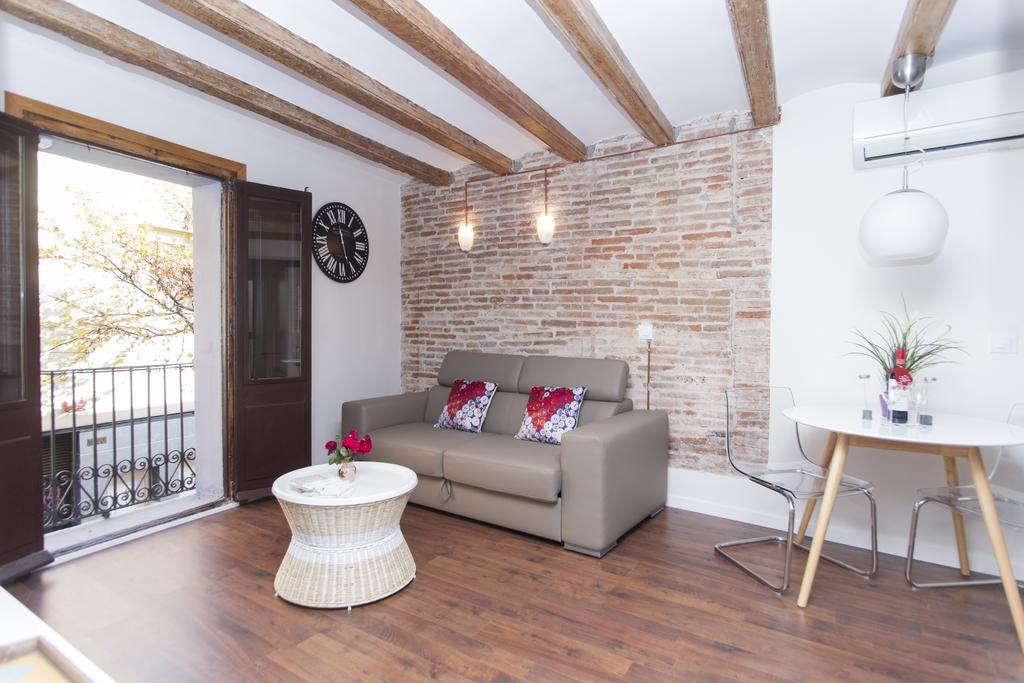 Apartments Barcelona Sagrada Rom bilde