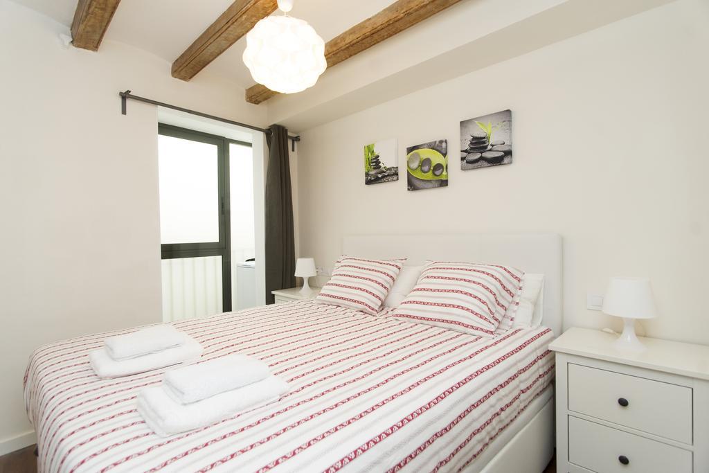 Apartments Barcelona Sagrada Rom bilde