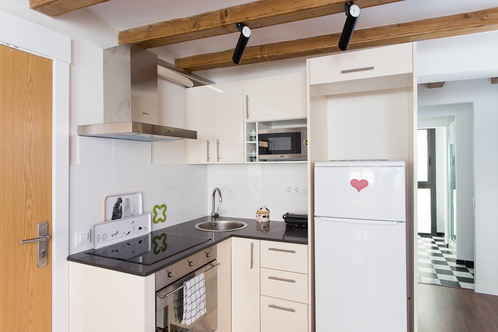 Apartments Barcelona Sagrada Rom bilde